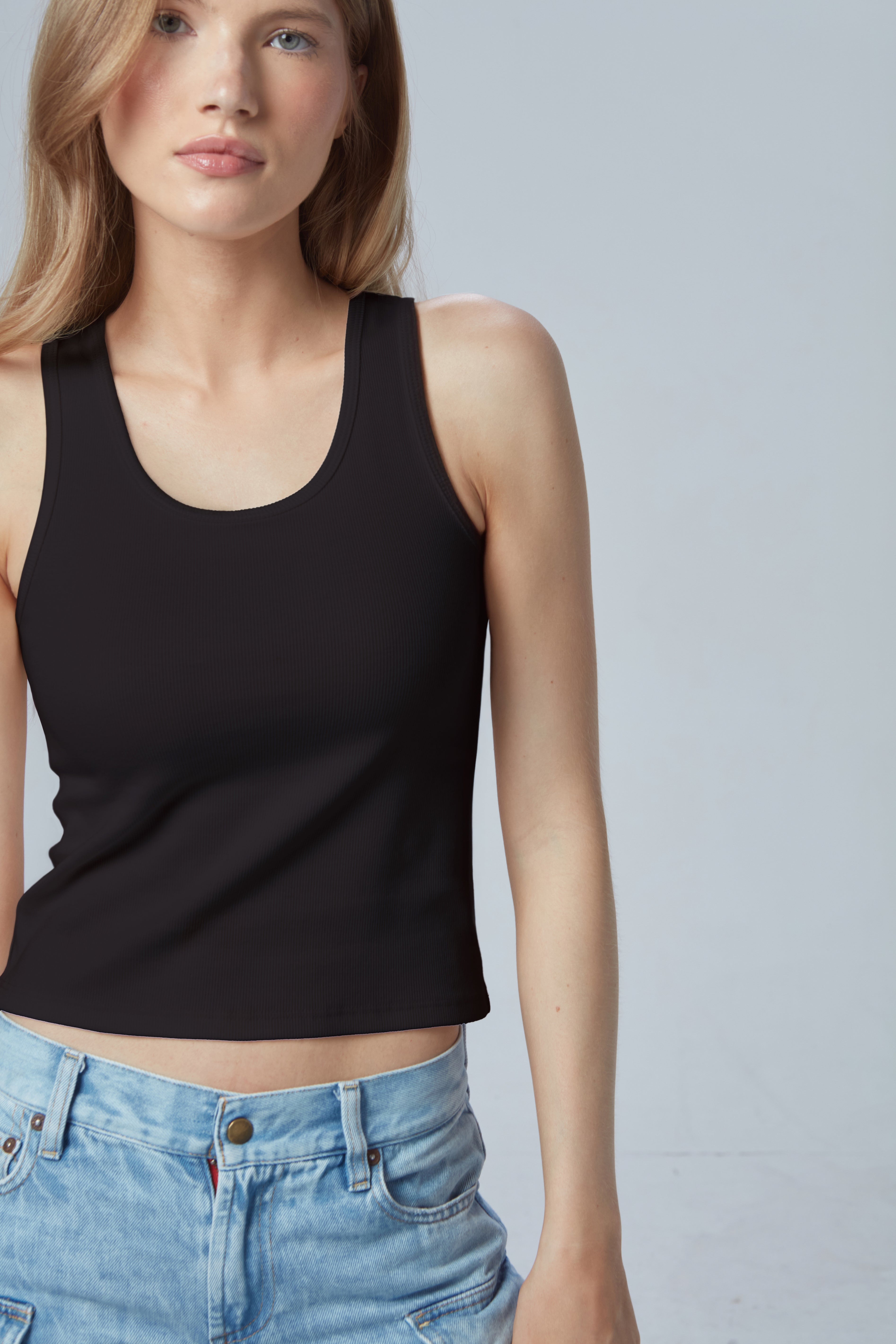 The Classic Ribbed Tank Black